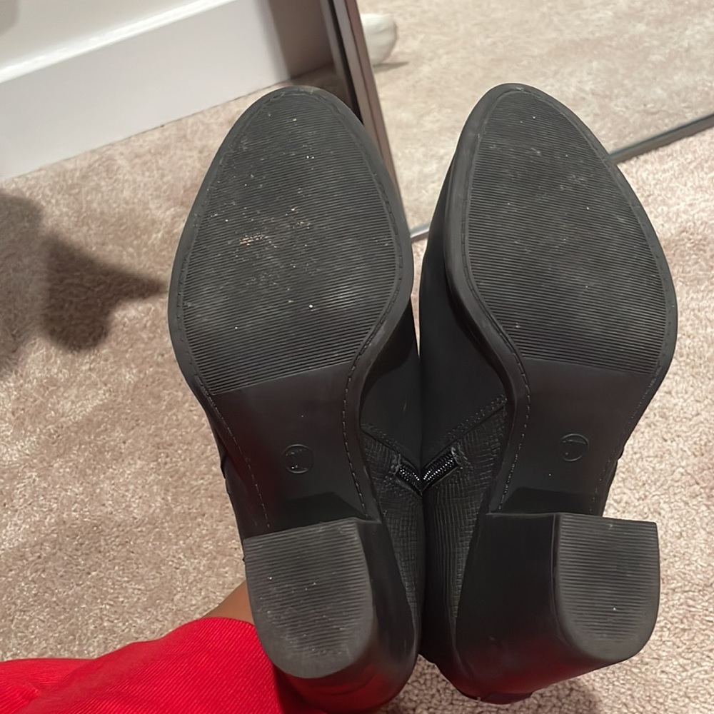 Universal thread booties - Picture 2 of 5